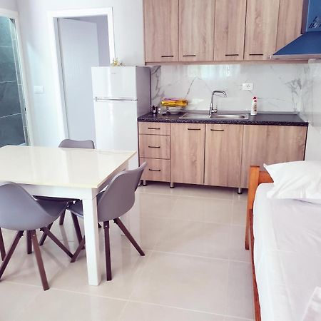 Twins Apartment Permet Ngoại thất bức ảnh