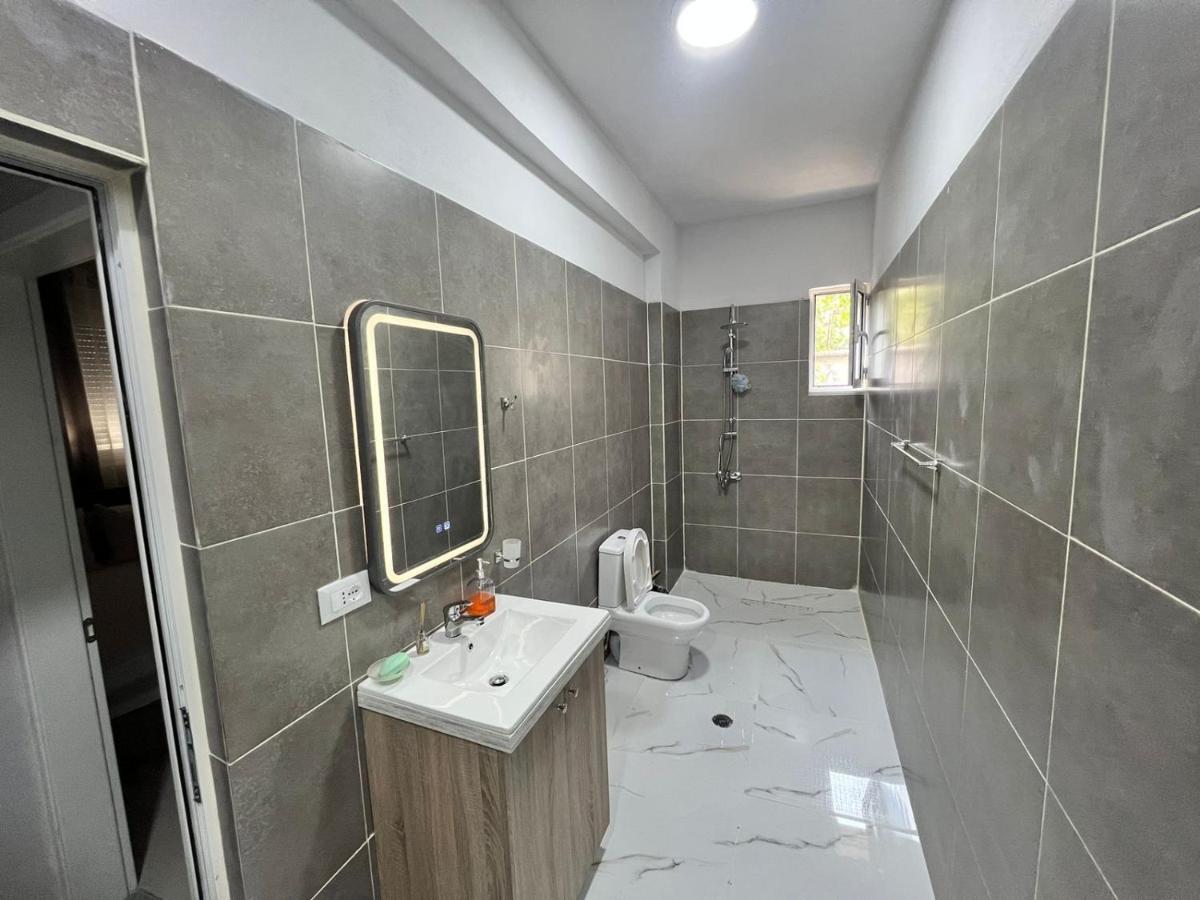 Twins Apartment Permet Ngoại thất bức ảnh