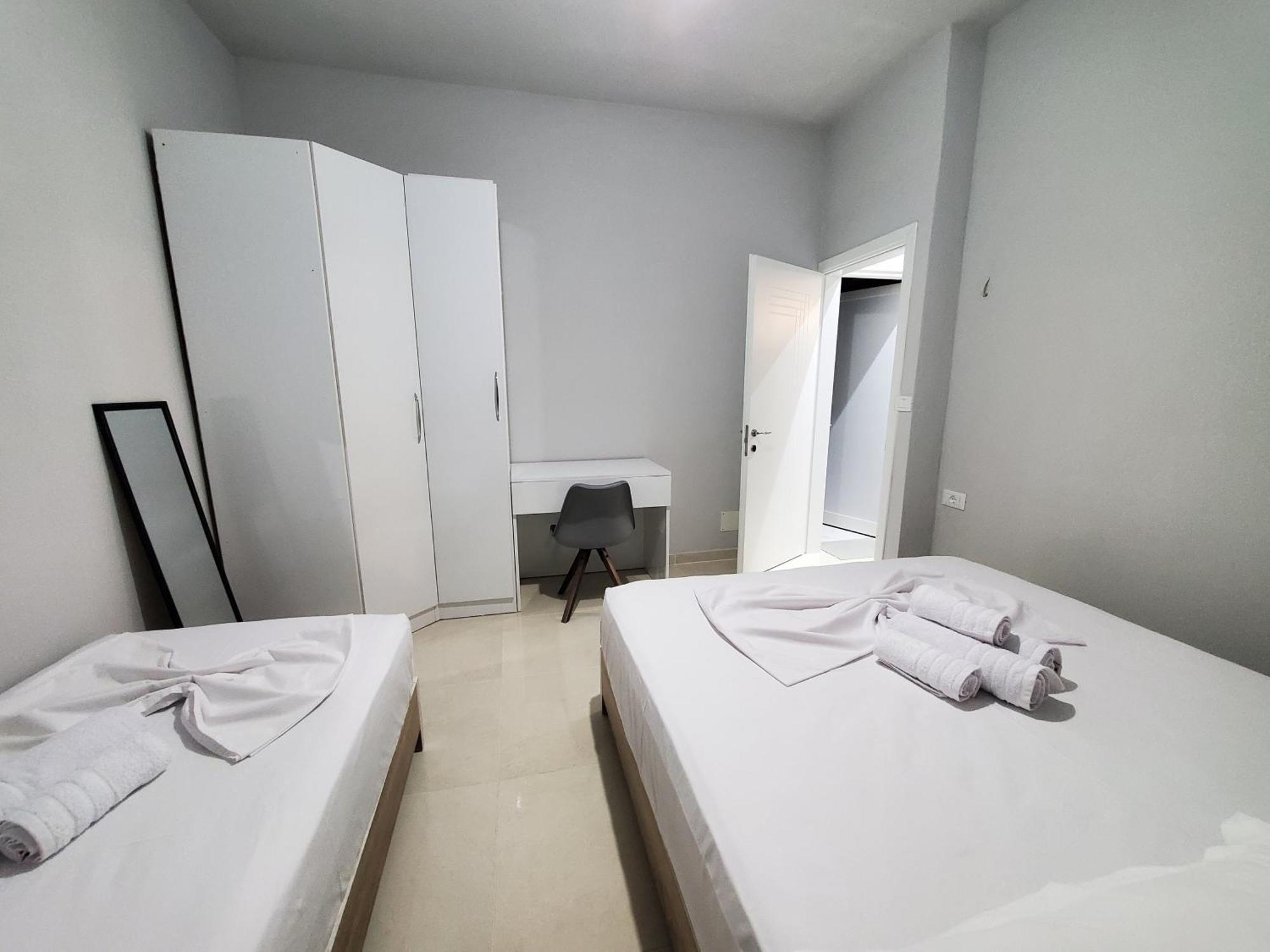 Twins Apartment Permet Ngoại thất bức ảnh