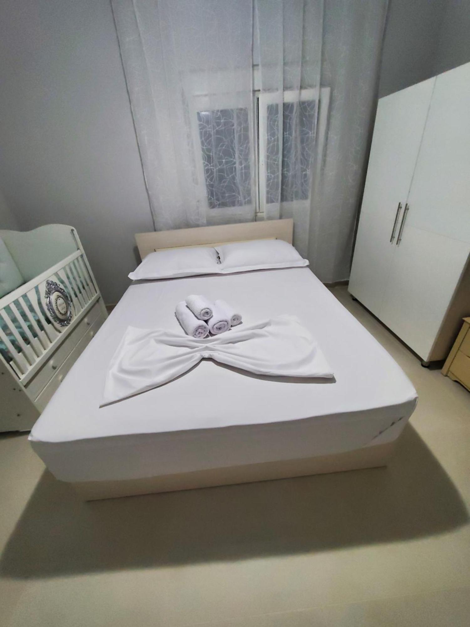 Twins Apartment Permet Ngoại thất bức ảnh
