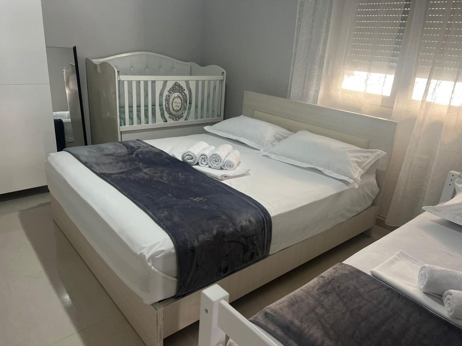 Twins Apartment Permet Ngoại thất bức ảnh